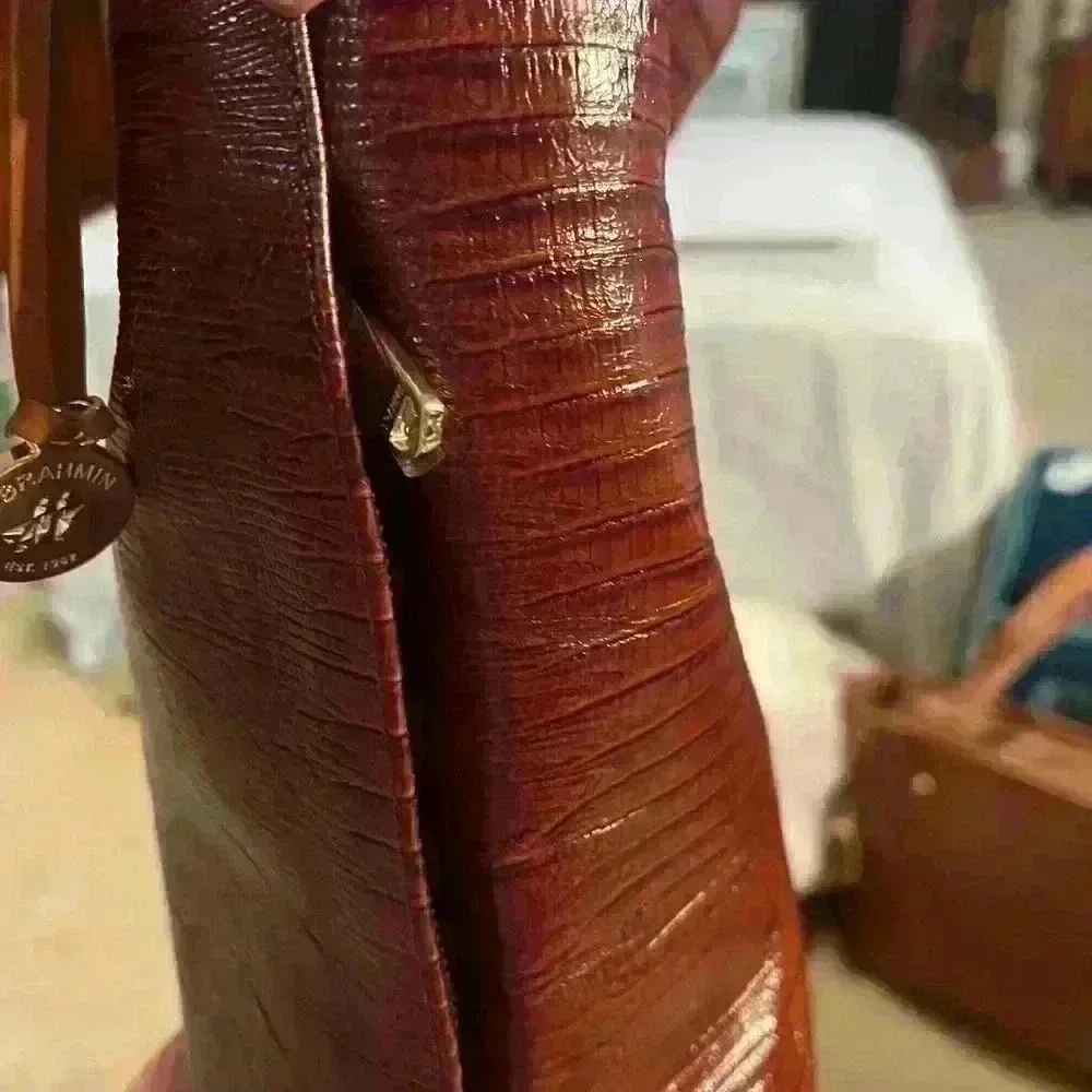 Brahmin “The Red Glissandro” Large Hobo.  Genuine stamped Leather.  Pre Owned.